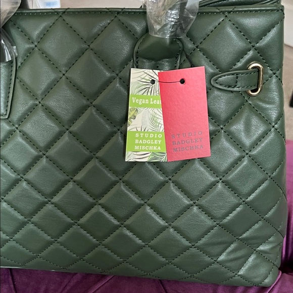 Badgley Mischka Big Diamond Quilted Tote with Front Lock - NWT - Picture 3 of 14